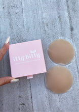 Load image into Gallery viewer, Silicone Nipple Cover Pasties for Confidence in Nude Colour