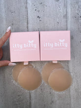 Load image into Gallery viewer, 2 pairs x Silicone Nipple Cover Pasties for Confidence in Nude Colour (Save 10%)